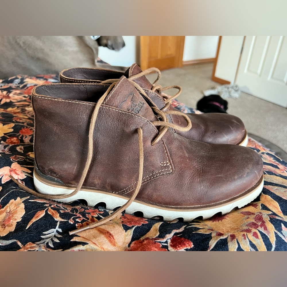 Sorel Kezar waterproof boots - size 9.5